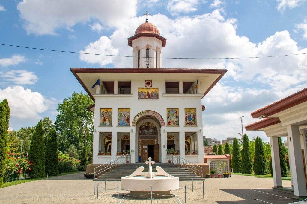 Church Of The Descent Of The Holy Spirit