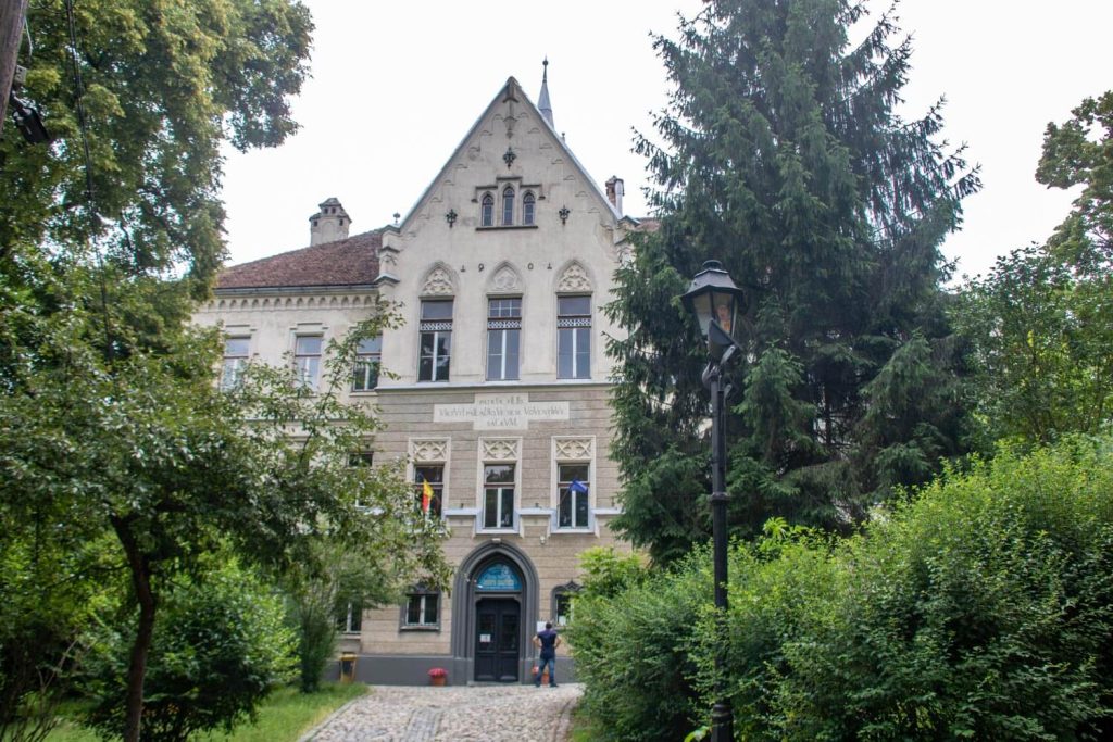 Joseph Haltrich School