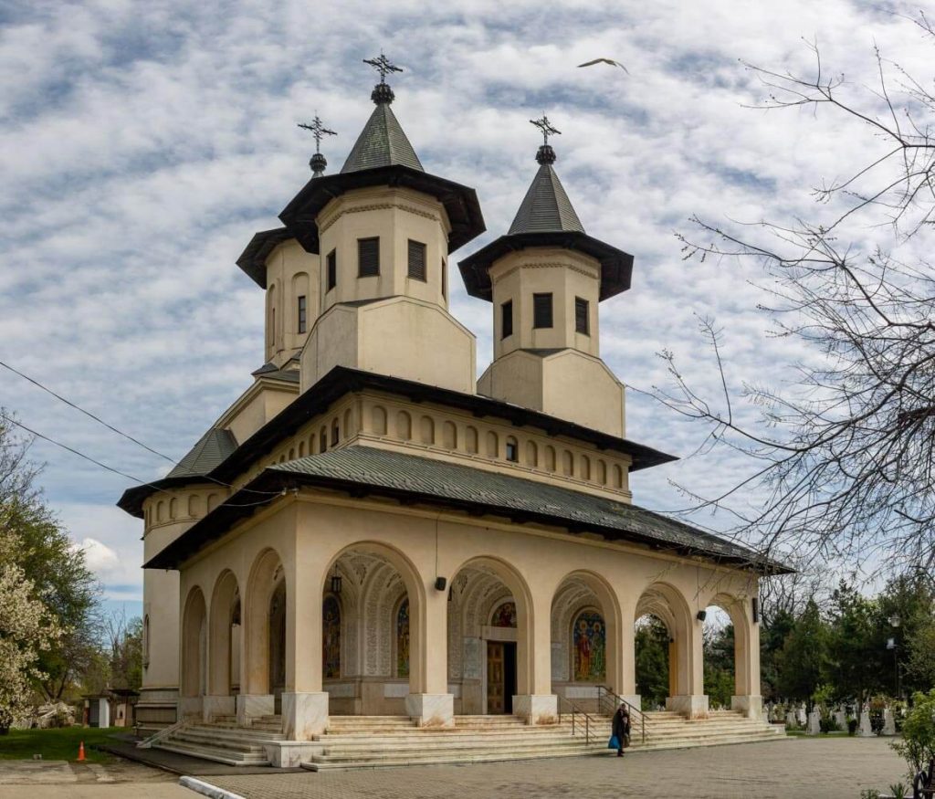 Church of the Martyred Heroes of December 1989
