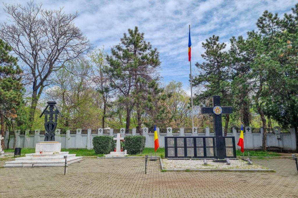 Church of the Martyred Heroes of December 1989