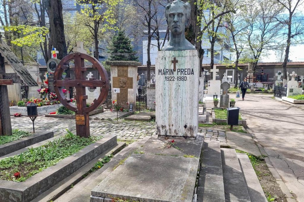 Grave of Marin Preda
