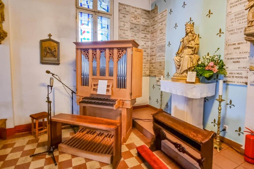 Organ of the French Church