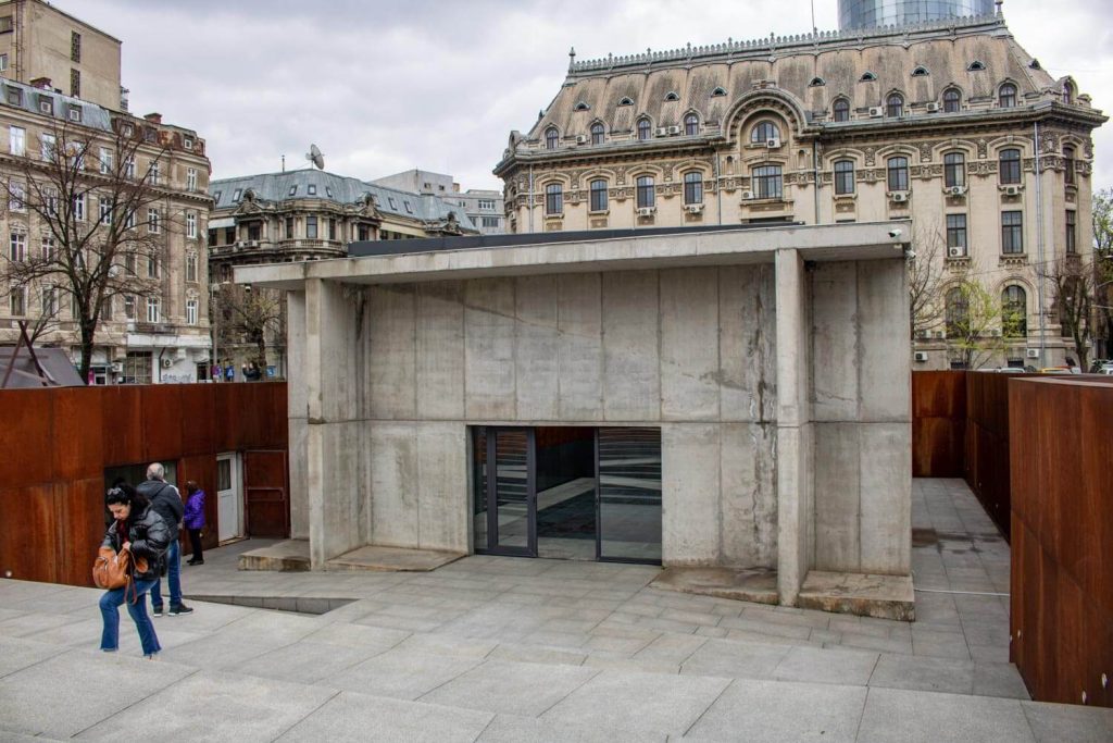 Holocaust Memorial