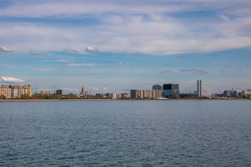 Mill Lake