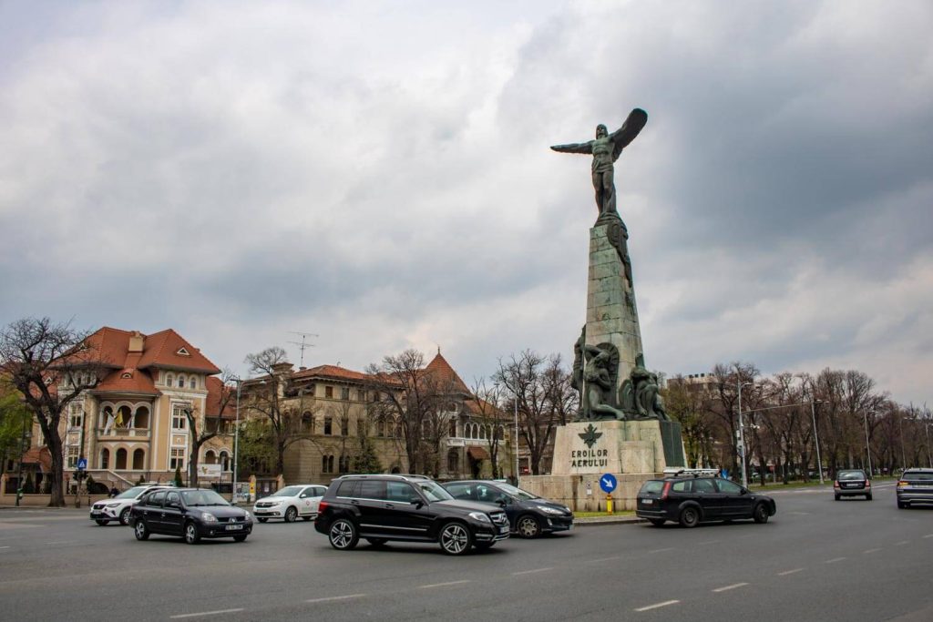 Monument to the Heroes of the Air