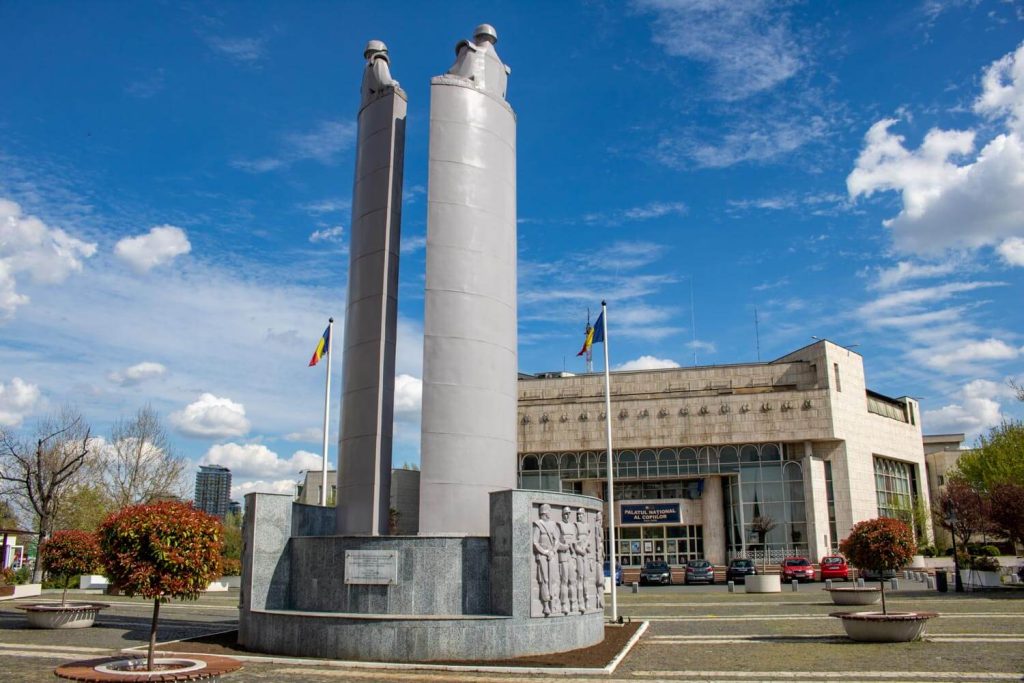 Monument to Romanian Military Heroes Fallen in Duty