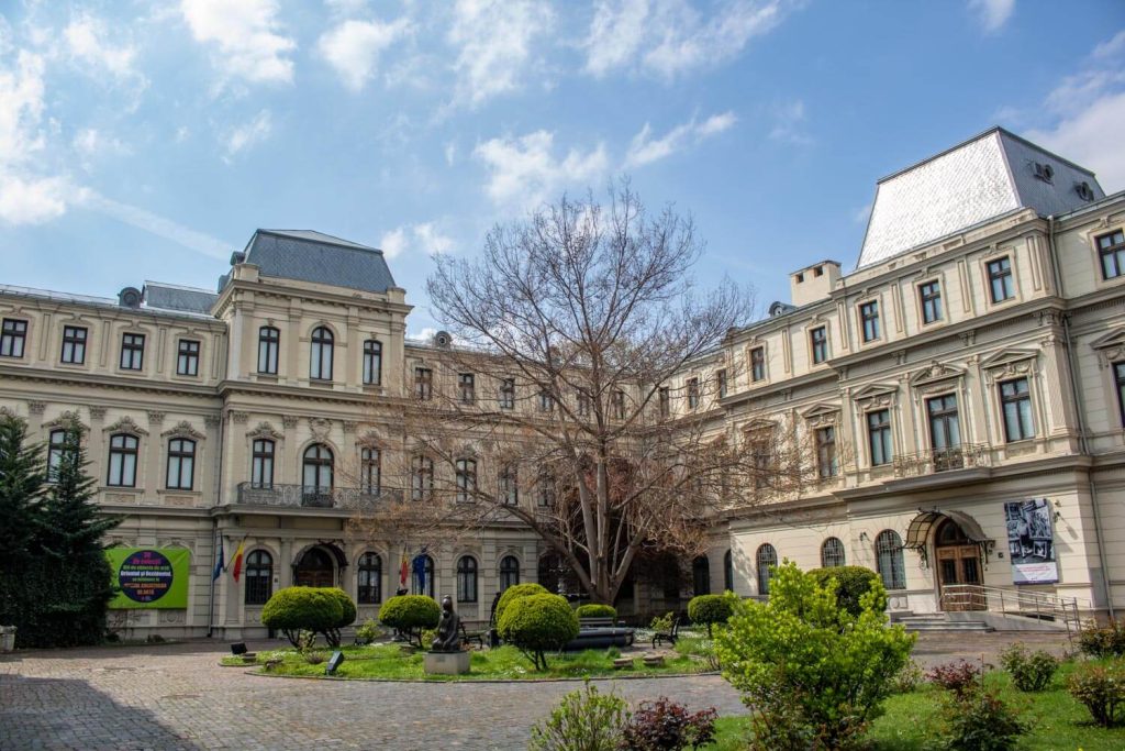 Museum Of Art Collections
