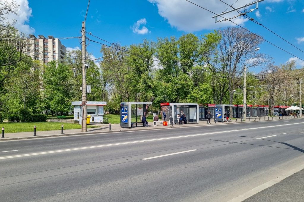 Bus stop at Heroes Park