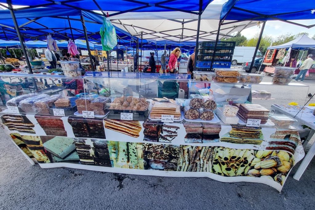 Weekend market at Heroes Square