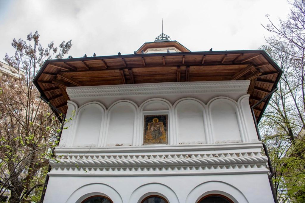 Saint Nicholas Built-In-A-Day Church