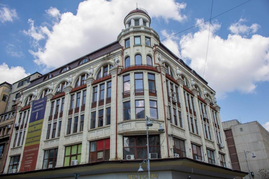 Victoria Department Store