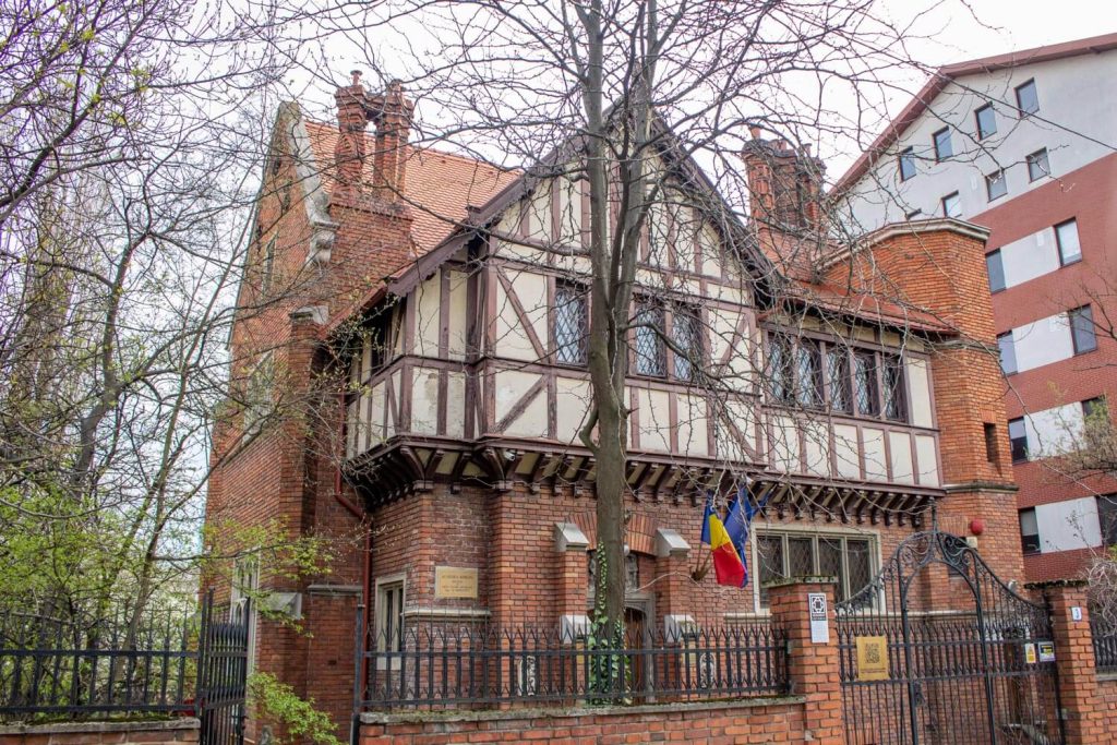 Western Old Art Museum Dumitru Furnică Minovici