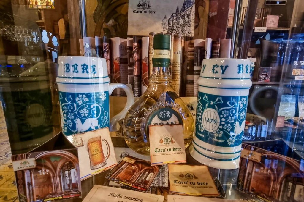 Souvenir shop