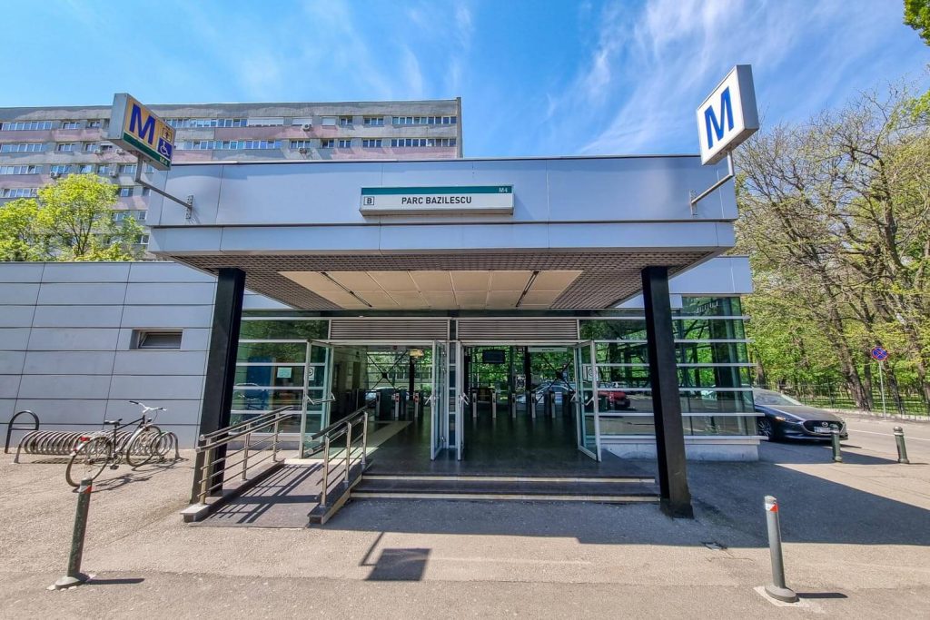 Bazilescu Park metro station