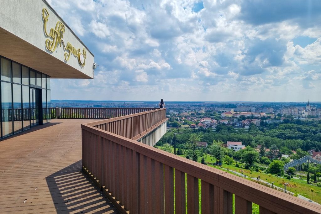 Viewing platform