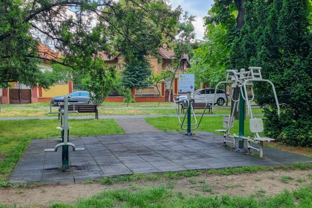 Fitness equipment