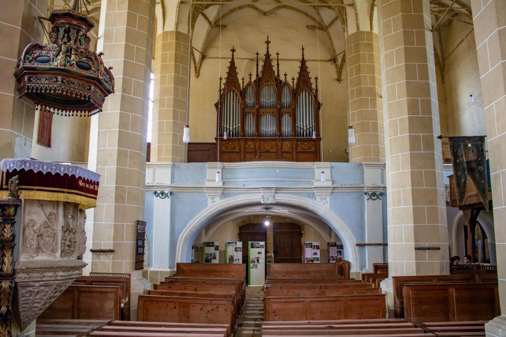 Organ inside the church Organ inside the church