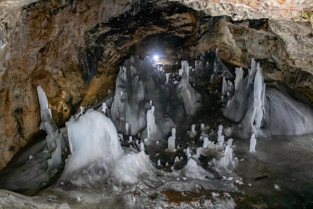 Scărișoara Cave Scărișoara Cave