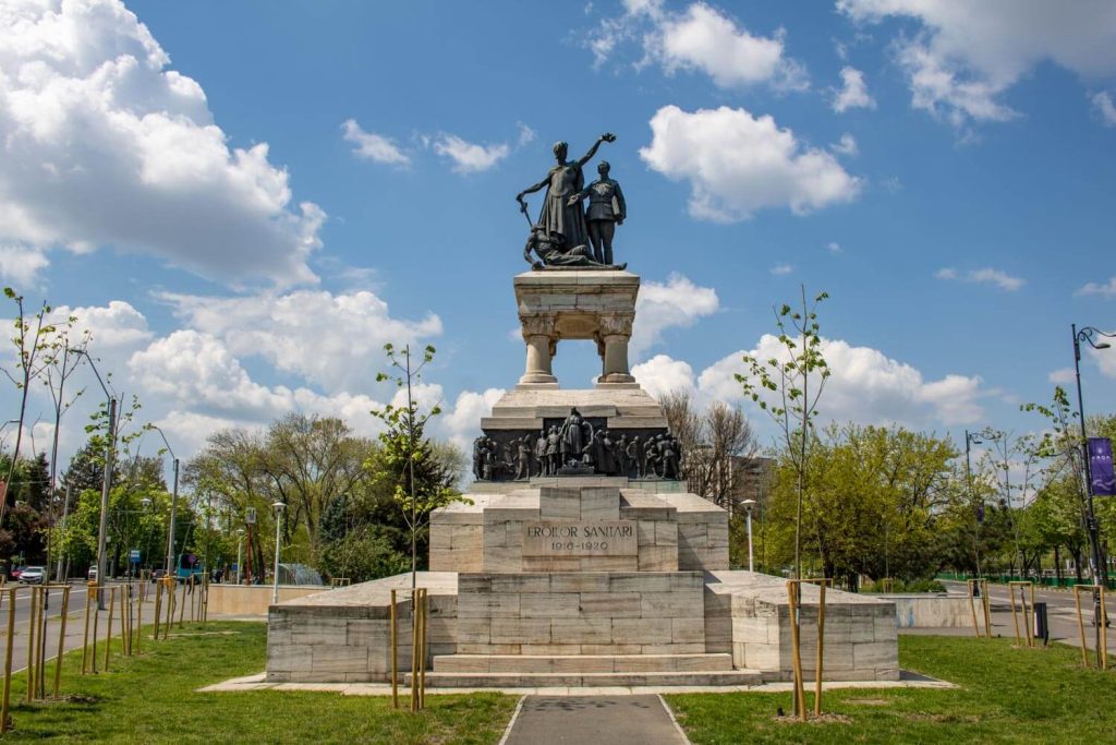 Heroes Monument in the Heroes Park