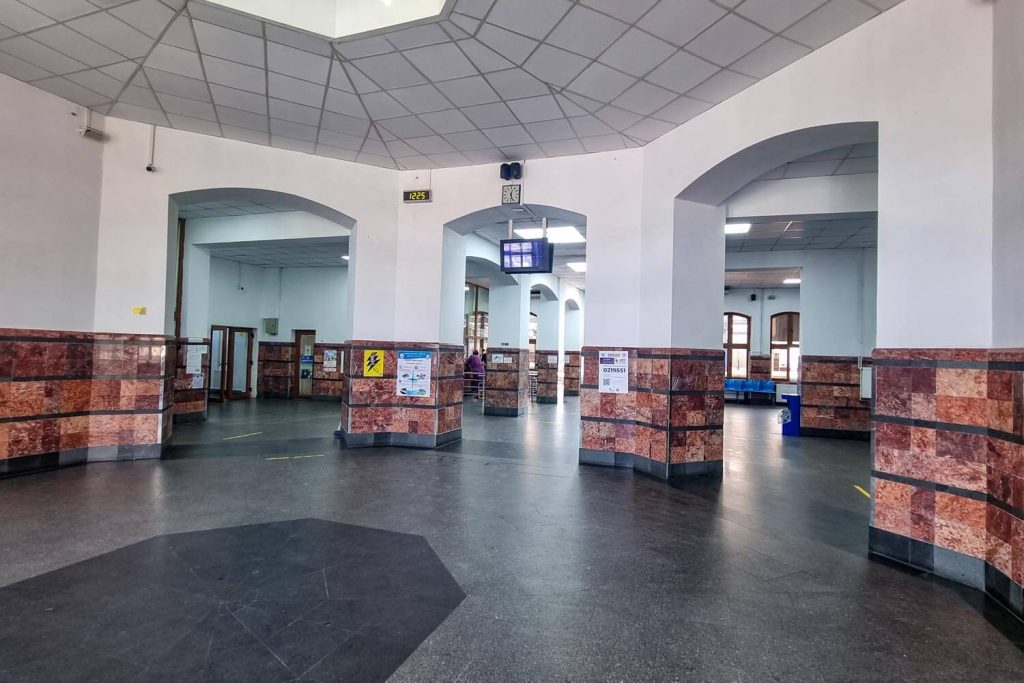 alba iulia train station 2 1024x683