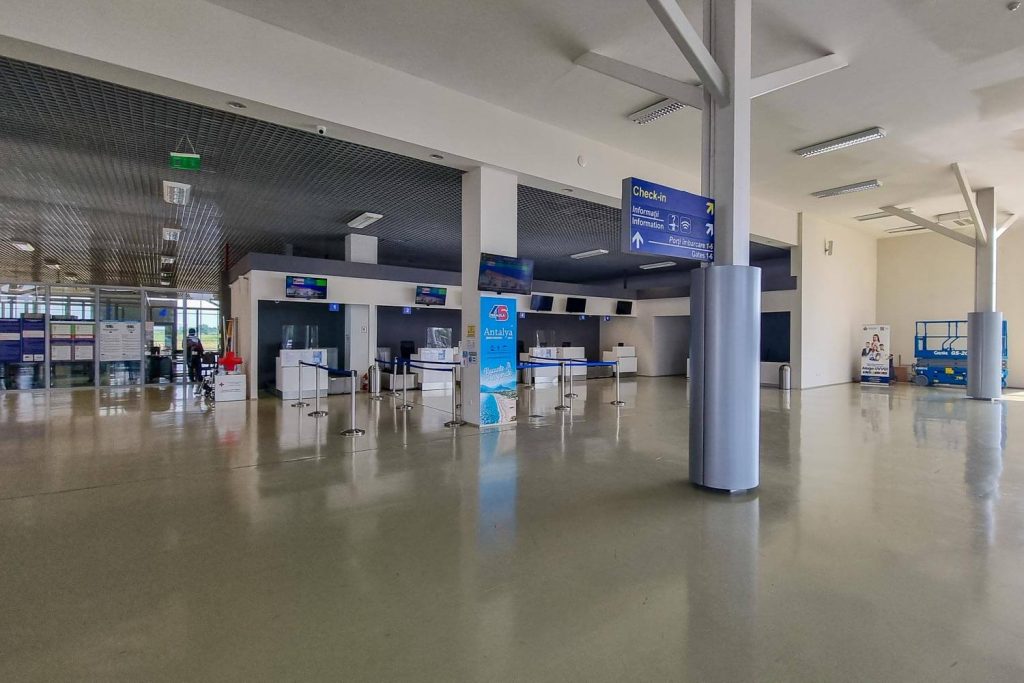 arad airport 11 1024x683