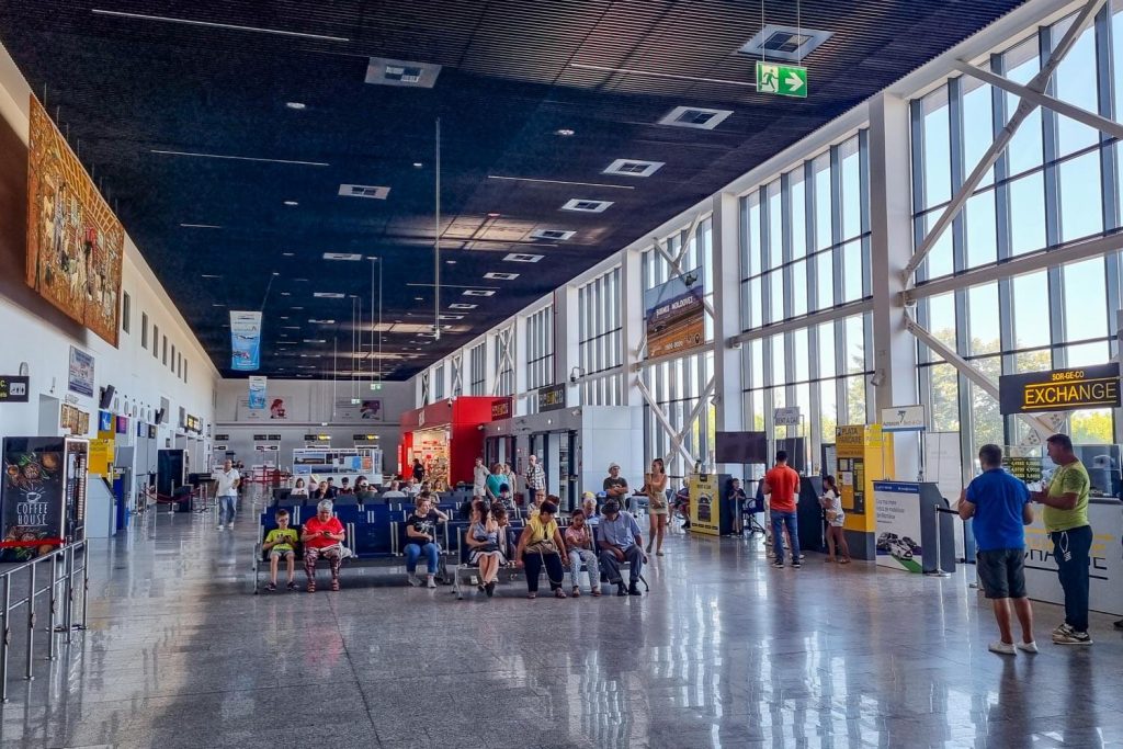 bacau airport 7 1024x683