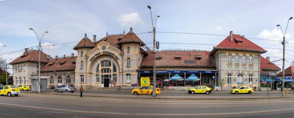 bucharest east train station 2 1024x412