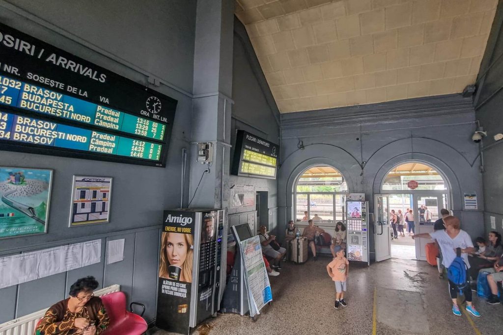 Bușteni Train Station
