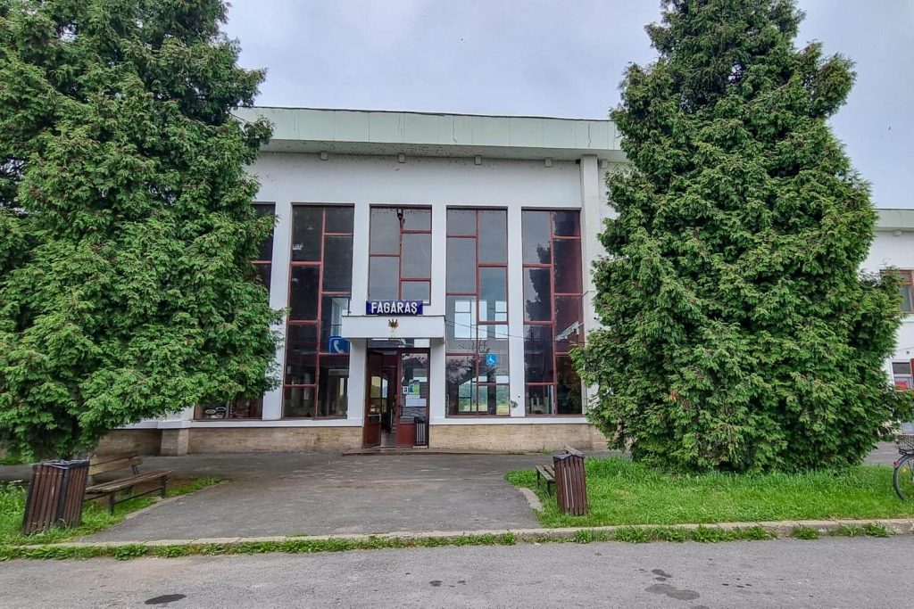 Făgăraș Train Station
