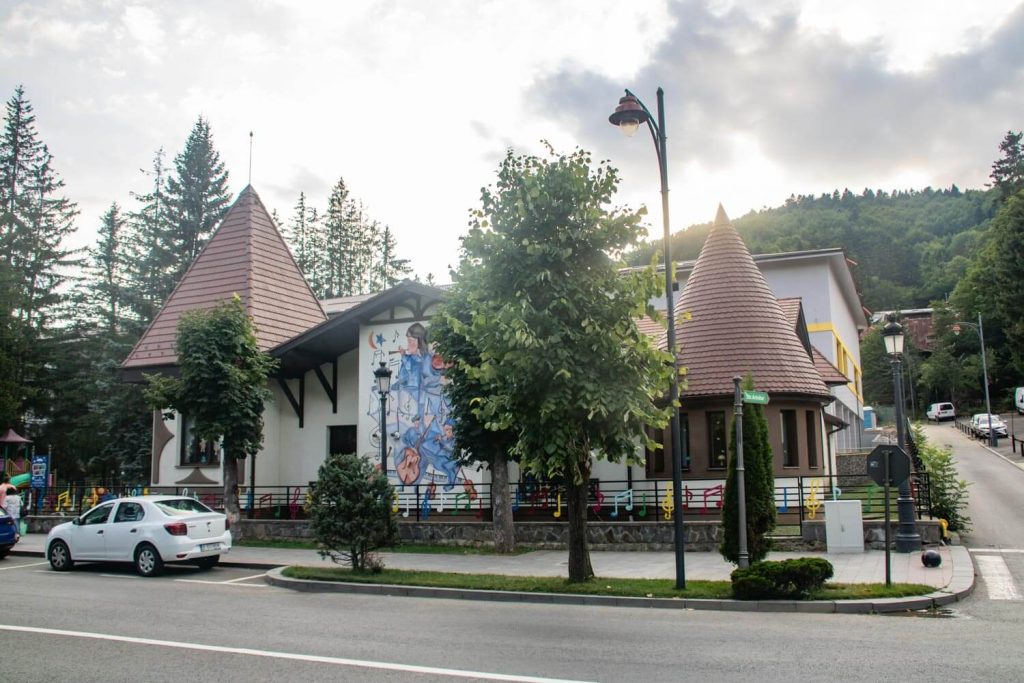 George Enescu School