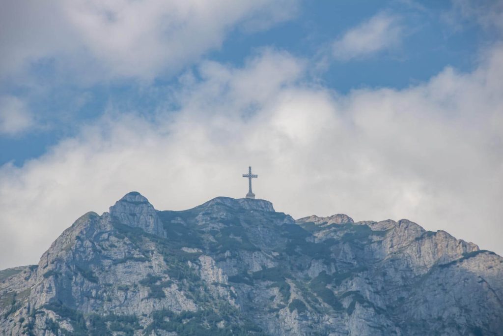 Heroes' Cross On Caraiman Peak Heroes' Cross On Caraiman Peak