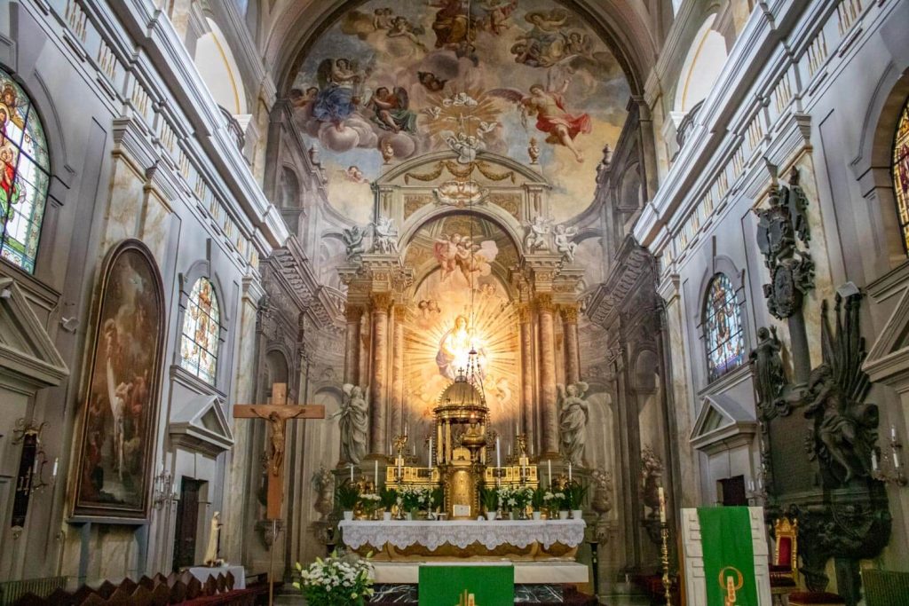 Holy Trinity Roman Catholic Church Holy Trinity Roman Catholic Church