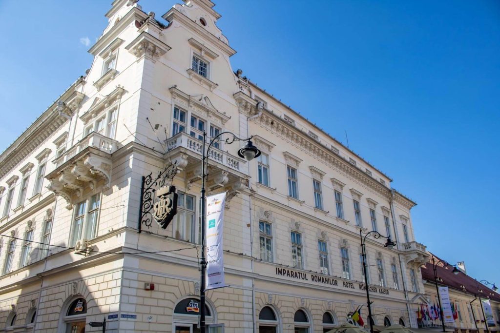 Hotel Împăratul Romanilor