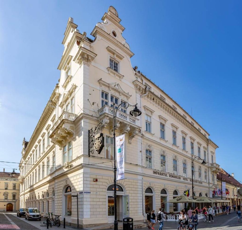 Hotel Împăratul Romanilor