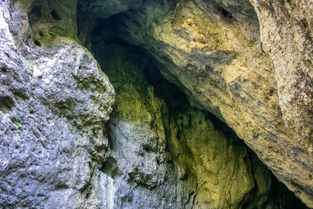 Ionele's Door Cave