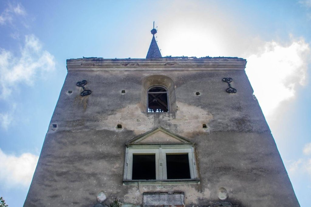 Kornis Castle