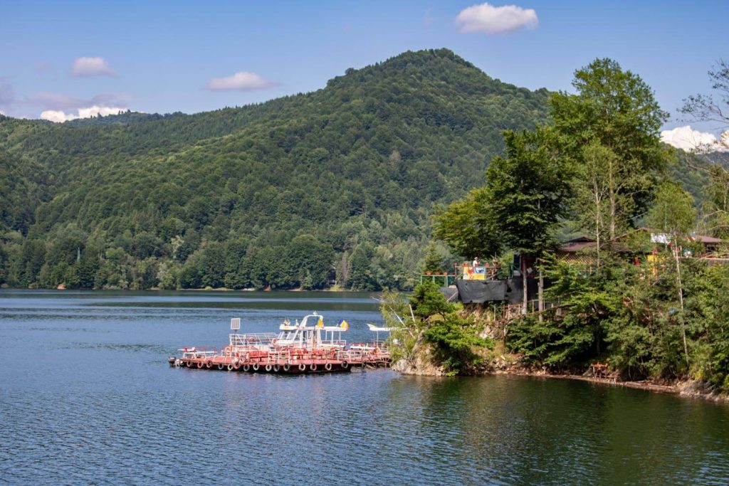 Lake Vidraru