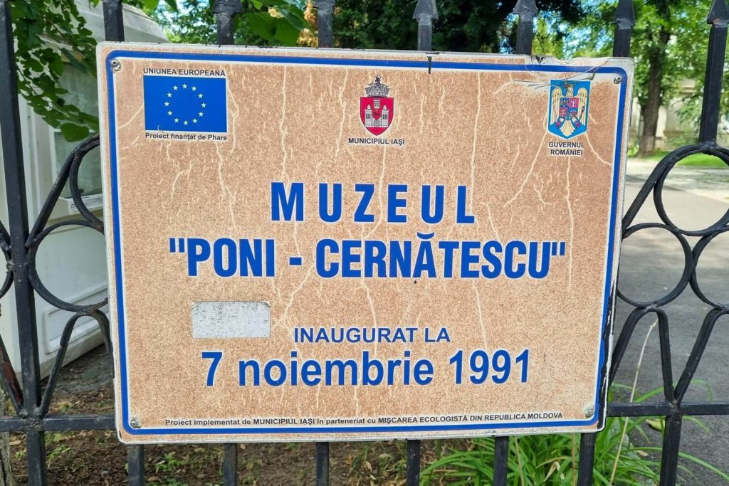Poni - Cernătescu Museum