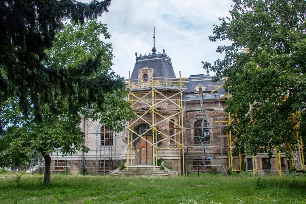 Sofian House