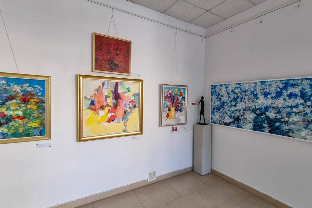 Ştefan Luchian Art Galleries