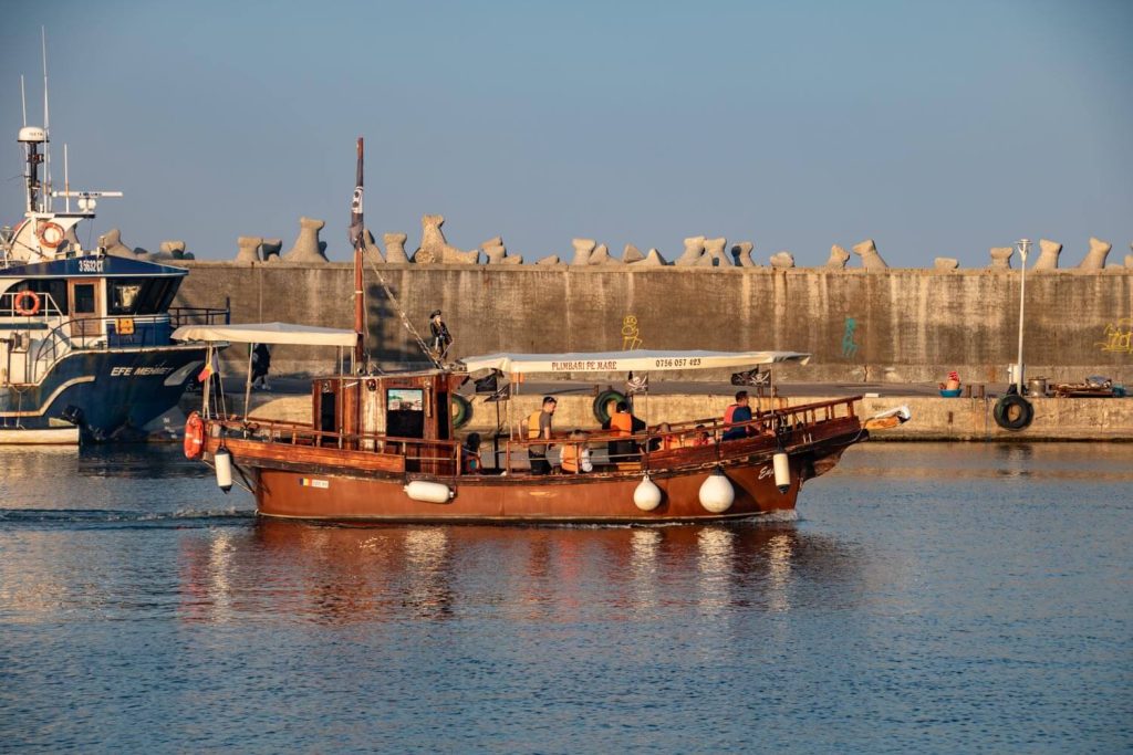 Tomis Port