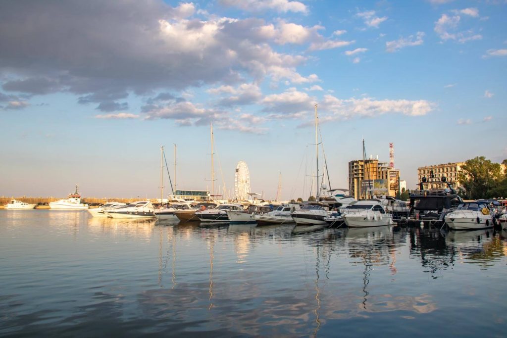 Tomis Port