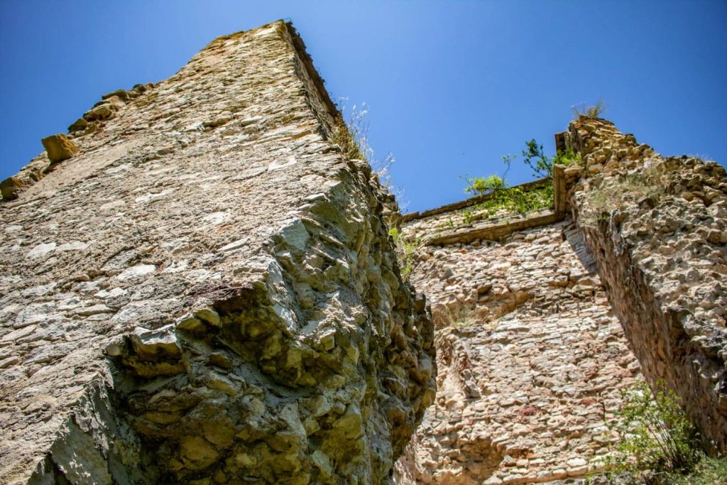 Almaș Fortress