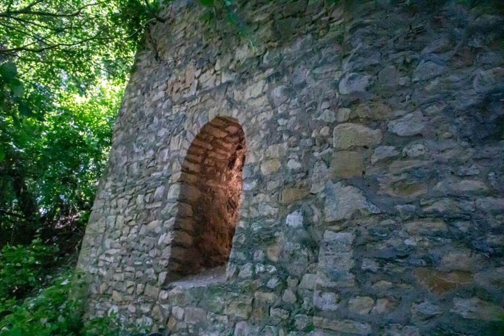 Almaș Fortress