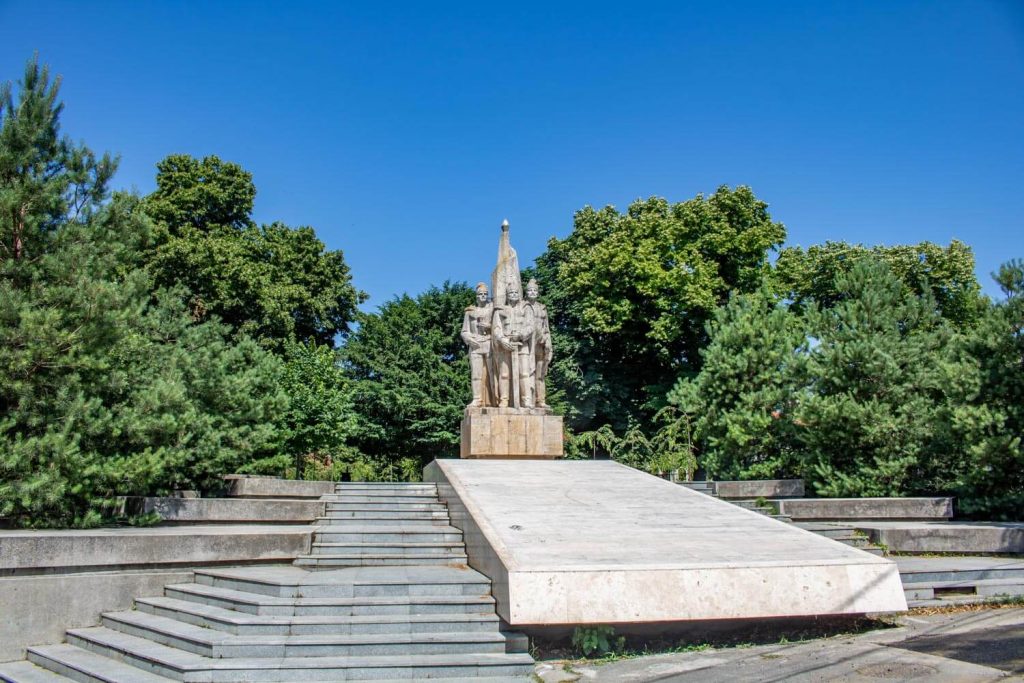 Buzești Brothers Monument Buzești Brothers Monument