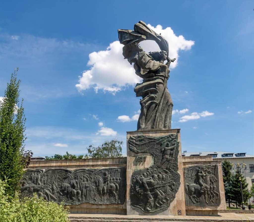 Independence Monument