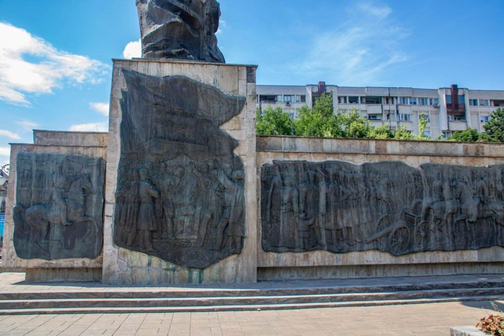 Independence Monument