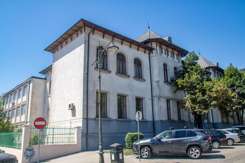 Mihai Eminescu National College