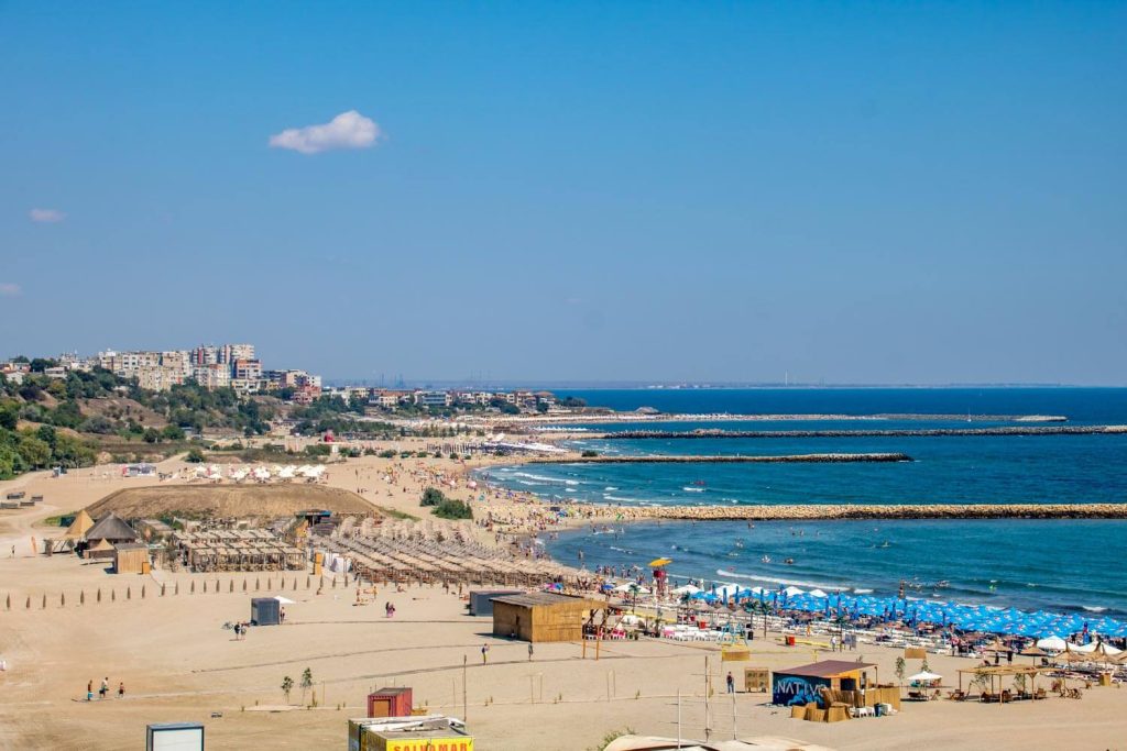 Modern Beach Modern Beach
