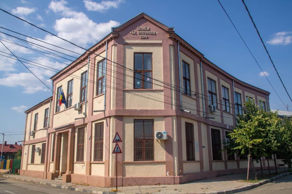 Saint George Secondary School No. 1 Saint George Secondary School No. 1
